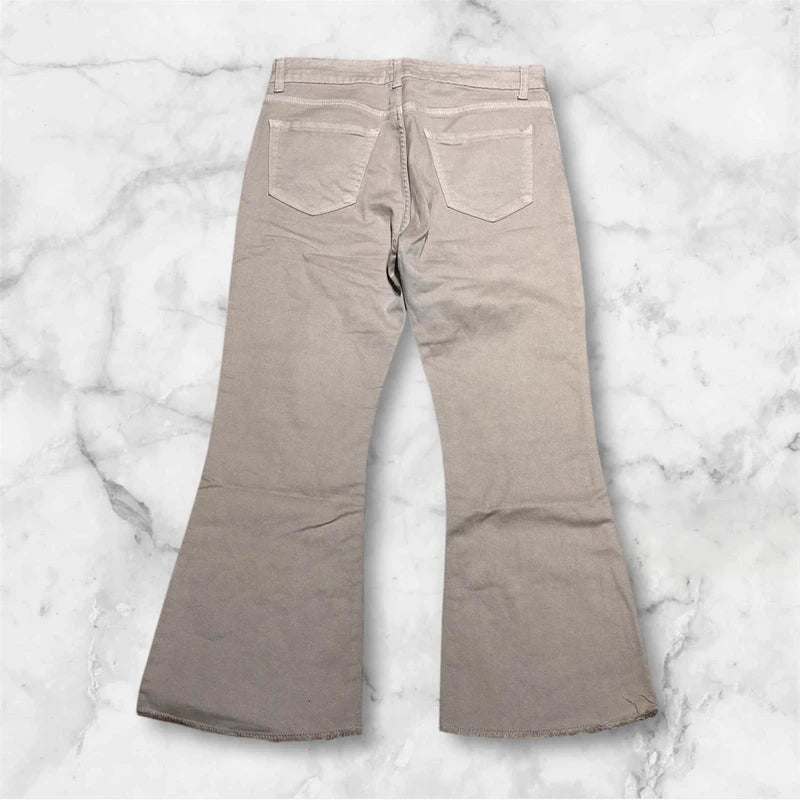 Y2K Arita Mode in Hot Vintage Jeans